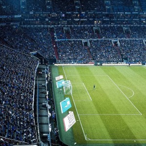 穆帅旧事重提引爆争议，为麦克托米奈弃用博格巴，直言曼联放走苏格兰悍将是战略失误